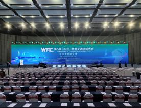  交通运输大会主场搭建施工 (2)